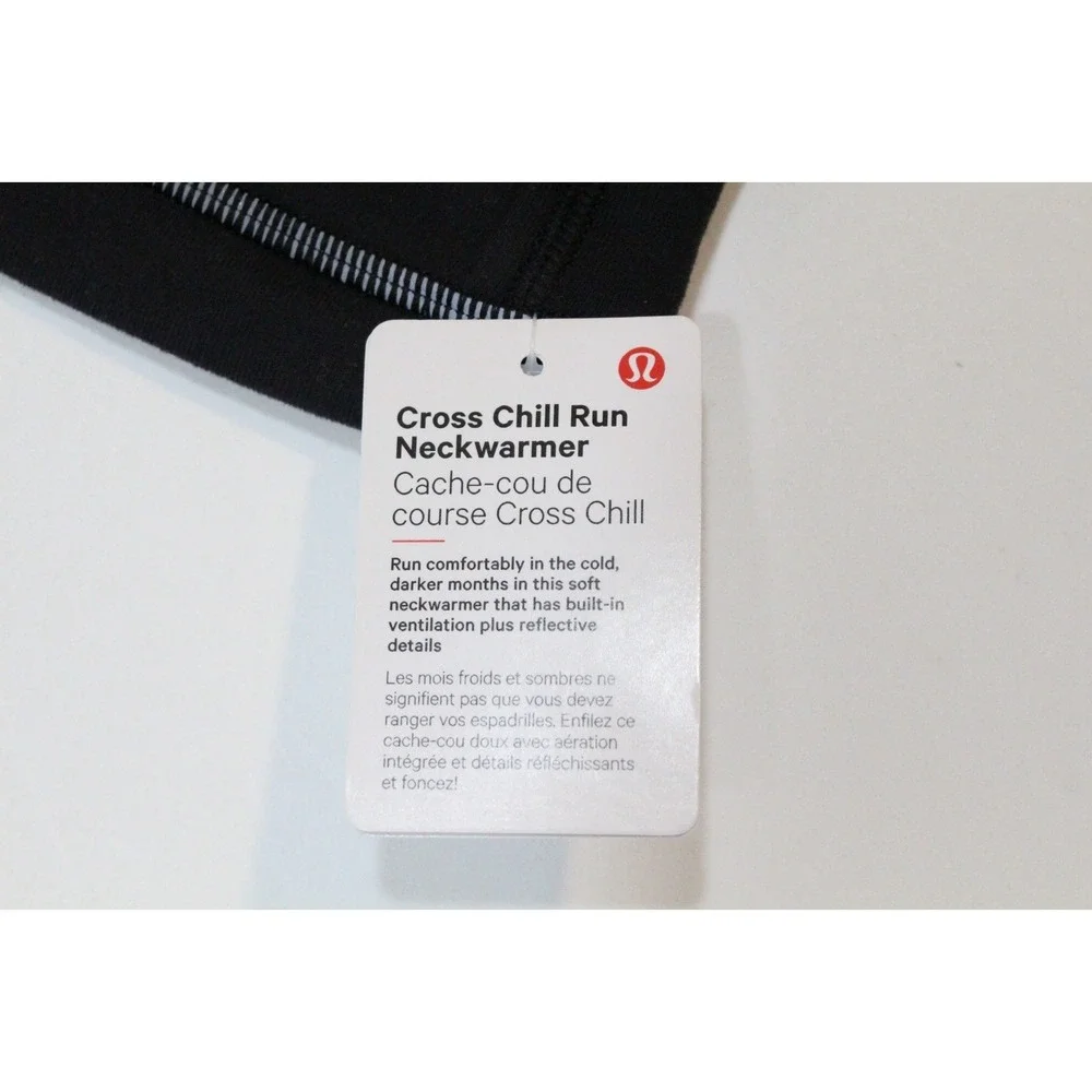 Lululemon Cross Chill Run Neckwarmer NWT Black Face Mask Rulu Cinches Reflective